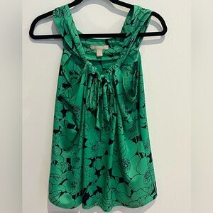 ⭐️ Banana Republic Green Floral Tank Top Blouse